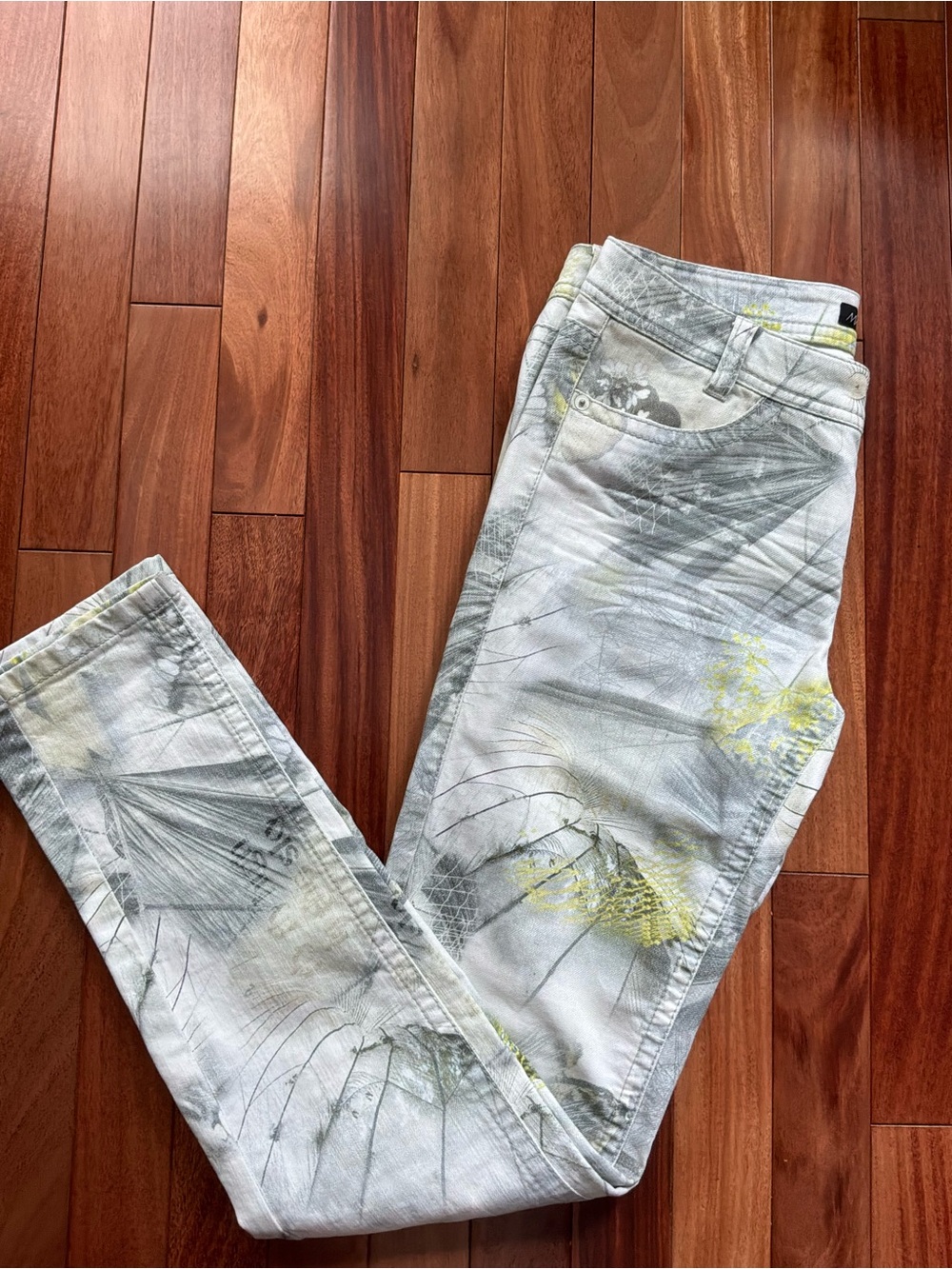 Marc Cain Light Gray & Pale Yellow Printed Jeans